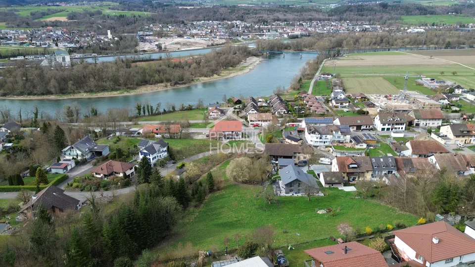 Grosses Bauland mit Entwicklungspotenzial
