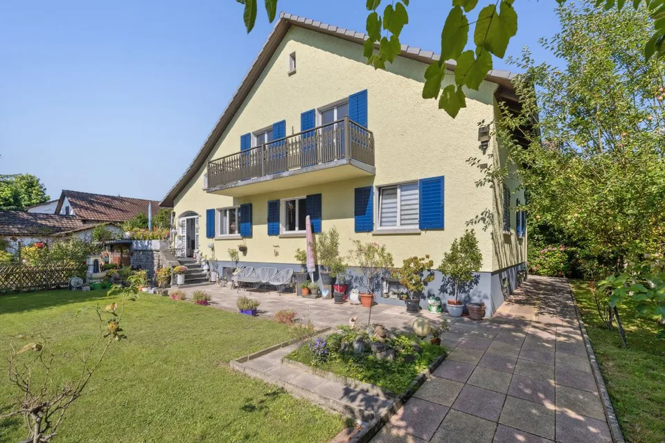 Freistehendes Haus mit Traumgarten und Platz für Ideen