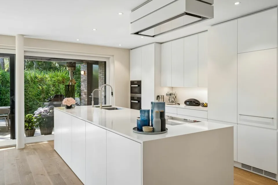 Exklusive 6.5 Zimmer Gartenwohnung mit Sauna