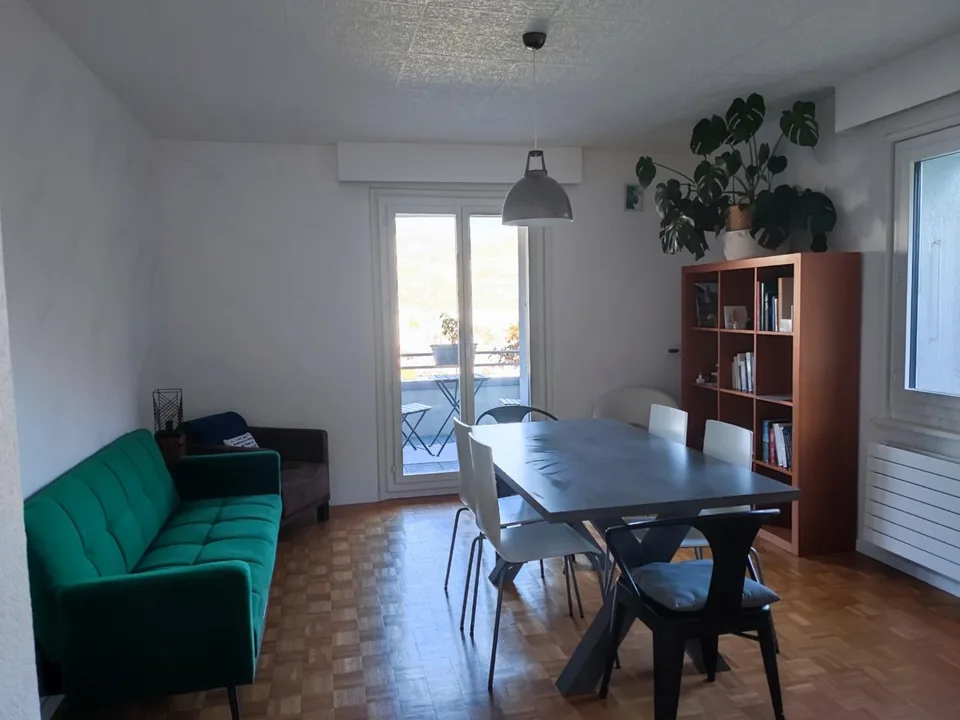 SION WOHNUNG 5.5 ZIMMER MIT BALKON