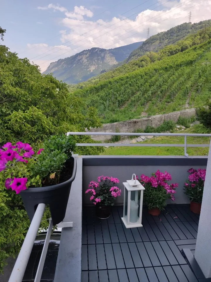 SION WOHNUNG 5.5 ZIMMER MIT BALKON