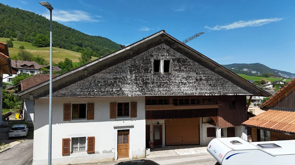 Zu verkaufen in Perrefitte, 7,5-Zimmer-Haus zu renovieren