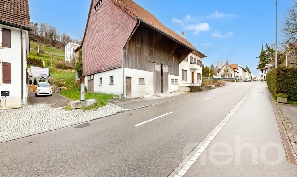 Projet de construction approuvé avec charme historique et vision moderne