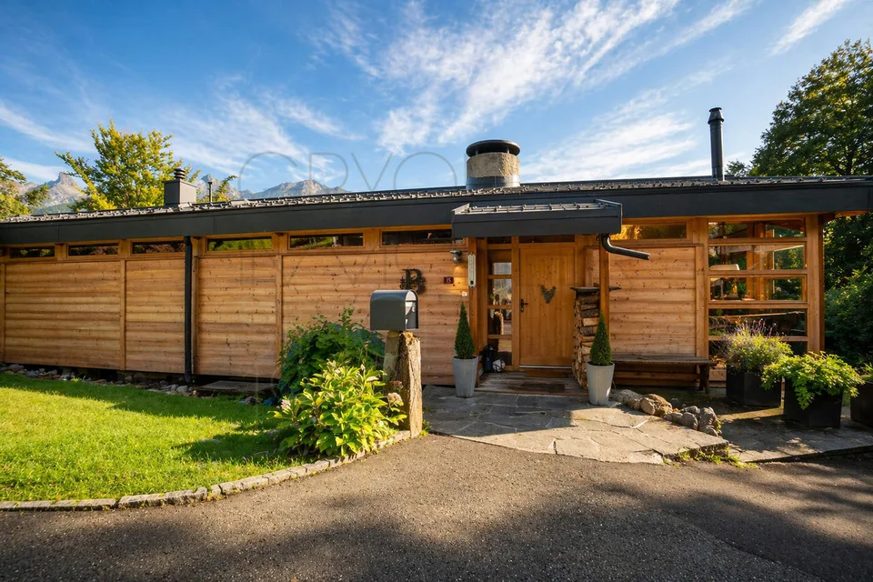 Seltenheit in Gryon - renoviertes Chalet, Blick auf die Dents du Midi und großer Garten