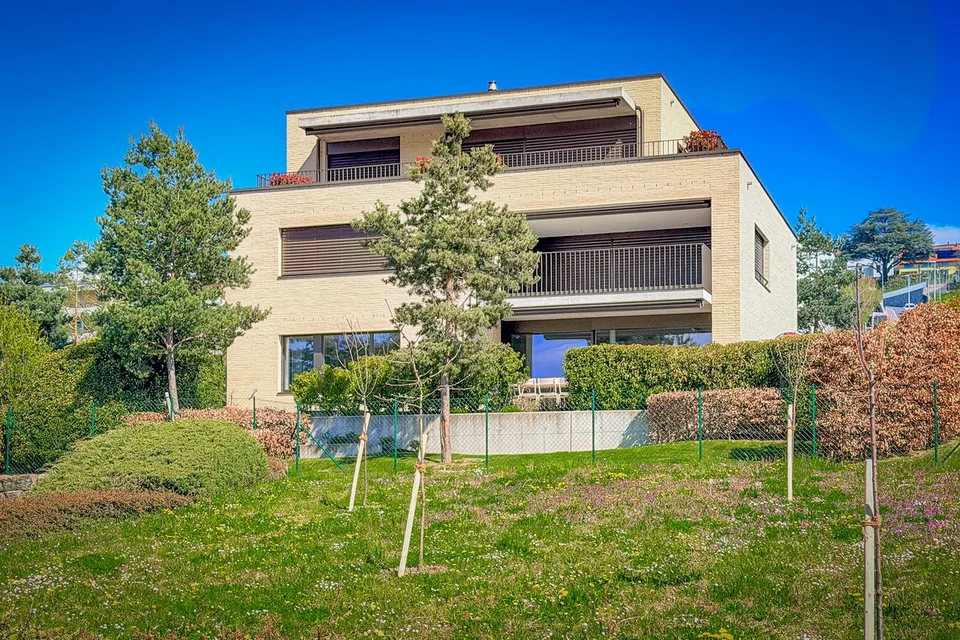 Appartement 7.5p de standing avec jardin &amp; proche des rives