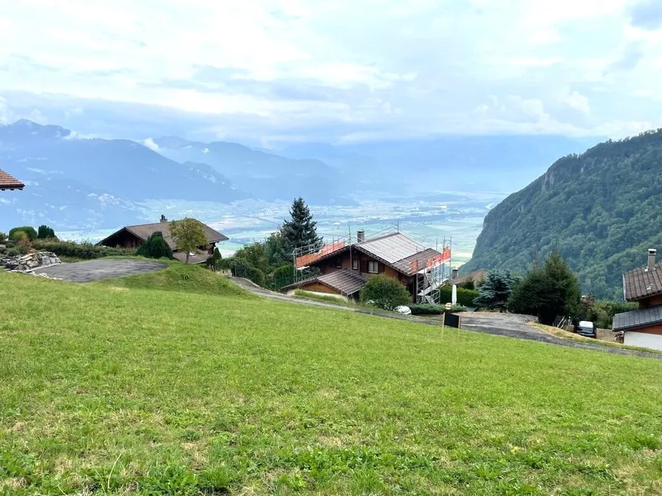 MIEX | BAUGRUNDSTÜCK ZUM VERKAUF OHNE VERMITTLERAUFTRAG 1028 m2