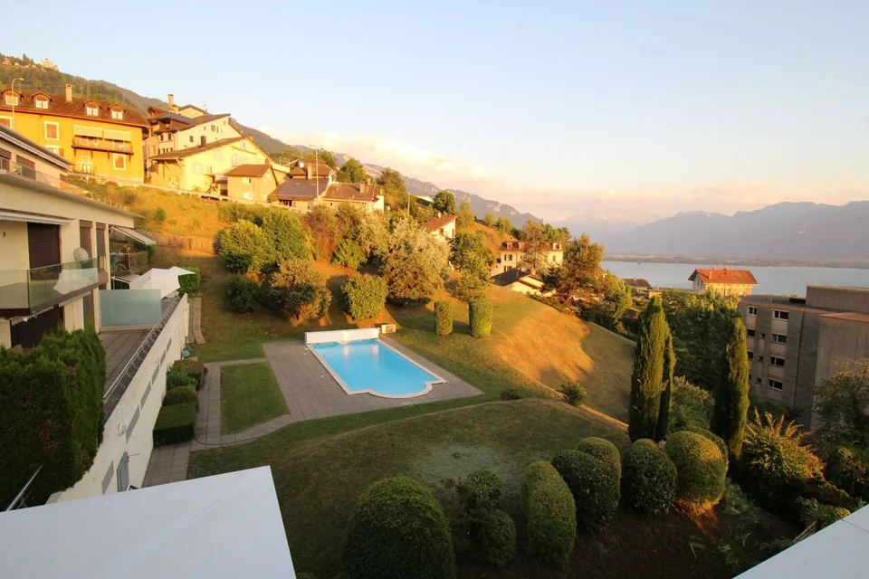 MONTREUX (Chernex) ATTICO ECCEZIONALE Vista spettacolare - piscina