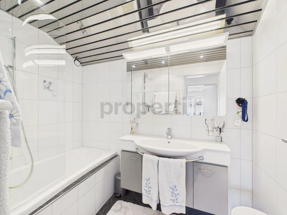 Wohnen mit traumhaftem Mythenblick  attraktive 4.5-Zimmer-Wohnung in Seewen *RESERVIERT* – Foto 12 von 13
