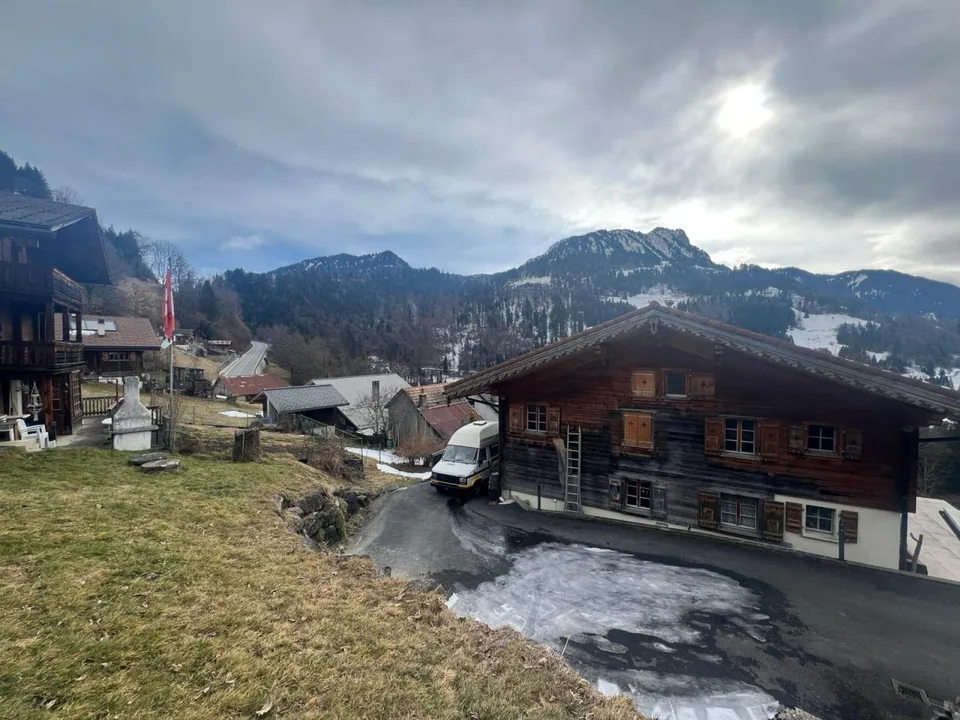 Bellissimo chalet da ristrutturare a Ormont-Dessous