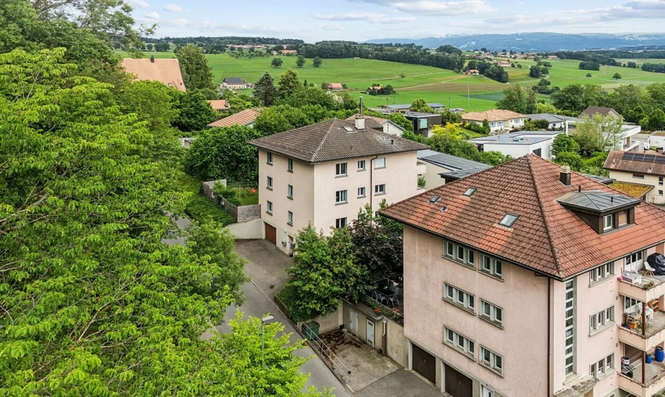 Ertragsgebäude im Herzen von Romont – Brutto-Potenzial von 5 %