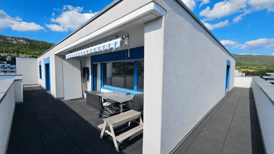 À vendre à Delémont superbe attique de 6 pièces avec 1 grande terrasse