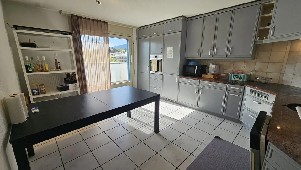 In vendita a Delémont, splendido attico di 6 stanze con 1 grande terrazza