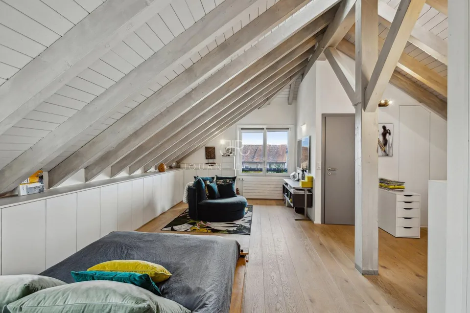 Eysins | Heller, vollständig renovierter Duplex, 10 Minuten vom Herzen von Nyon entfernt – Foto 10 von 13