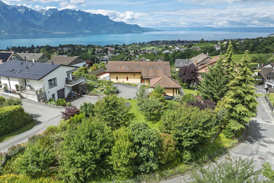 Villa d'exception de 9,5 pièces - Vue lac et montagnes sur la Riviera