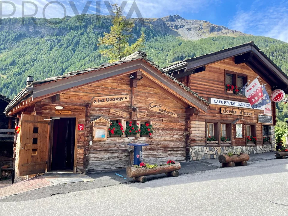 Berggastronomie, bei der die Authentizität als Kulisse dient – Foto 10 von 13