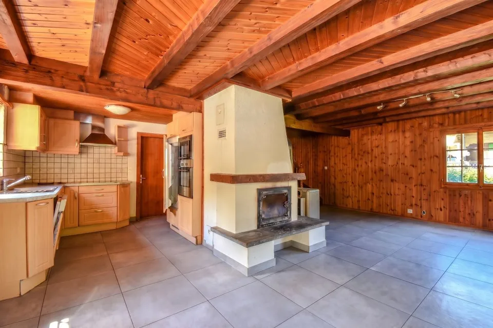 Chalet indipendente con grande potenziale - Residenza secondaria autorizzata a Val-d'Illiez