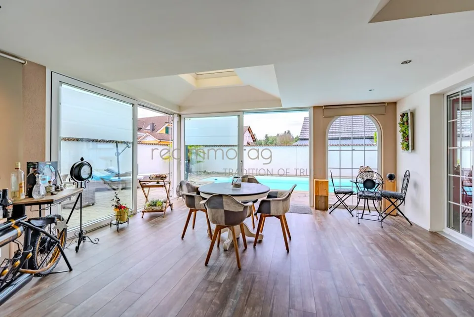 Familienparadies mit Pool, Wintergarten und viel Privatsphäre – Foto 11 von 13