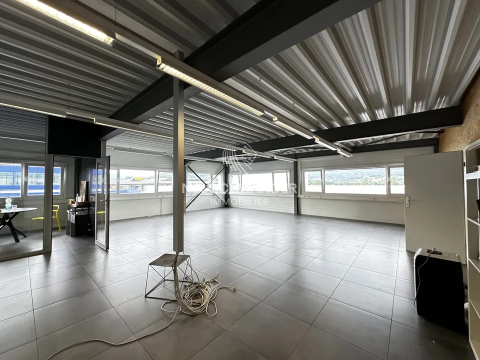 Gewerbeimmobilie von 886 m² – Ausgezeichnete Rendite – Foto 9 von 13