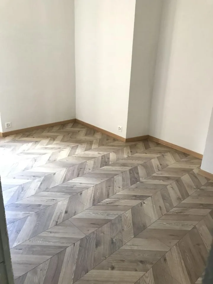 Los von 2 Wohnungen zu verkaufen in der Gemeinde St-Léonard (VS)!!! Absolut zu ergreifen.