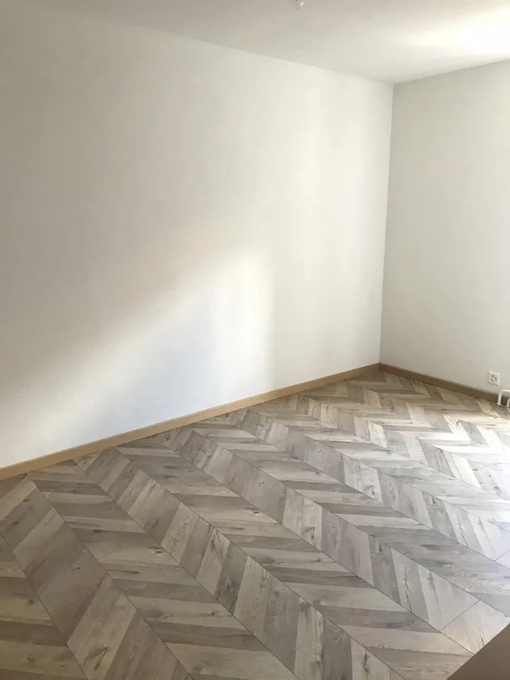 Los von 2 Wohnungen zu verkaufen in der Gemeinde St-Léonard (VS)!!! Absolut zu ergreifen.