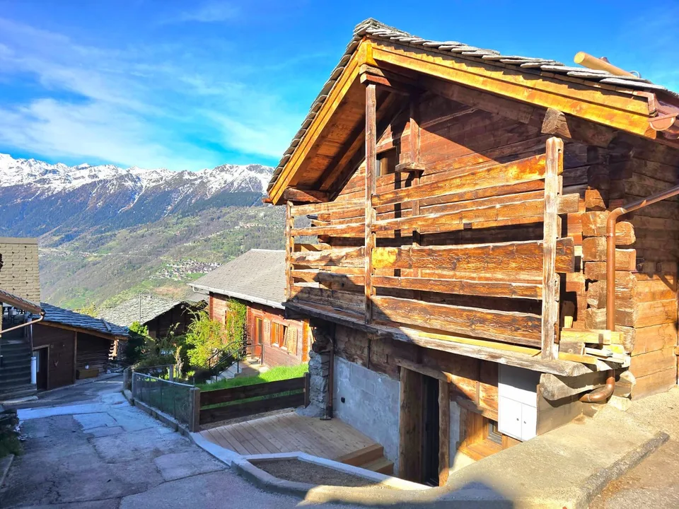 Prächtige renovierte Scheune in Mase mit Terrassen, Aussicht und Parkplatz (Val d'Hérens)