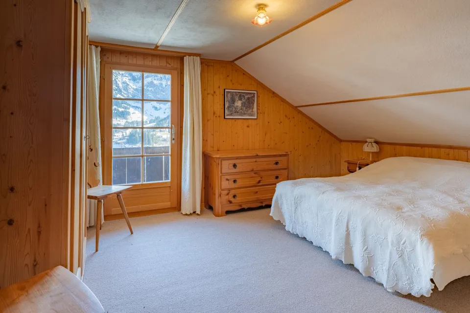 Multi-family house with exclusive, unobstructed views – photo 12 of 13