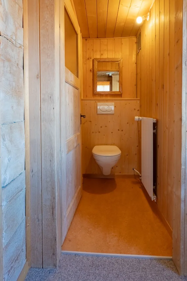Multi-family house with exclusive, unobstructed views – photo 7 of 13