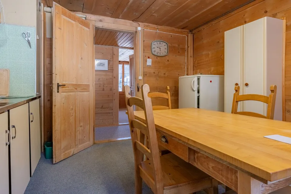 Multi-family house with exclusive, unobstructed views – photo 6 of 13