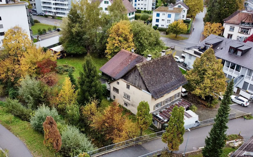 Wohn- und Gewerbeliegenschaft