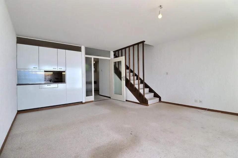 3,5-Zimmer-Duplex + Büro mit großem Potenzial und atemberaubendem Blick – Foto 6 von 13