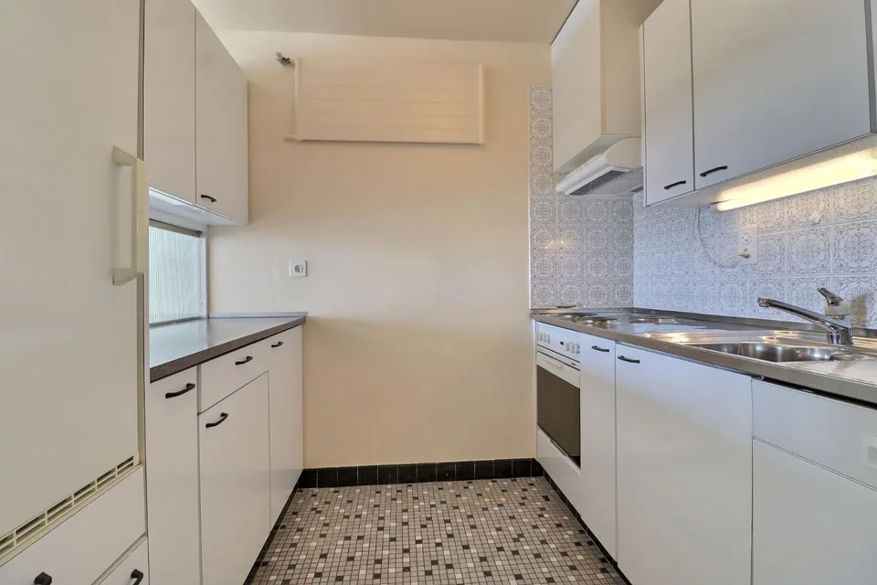3,5-Zimmer-Duplex + Büro mit großem Potenzial und atemberaubendem Blick – Foto 8 von 13