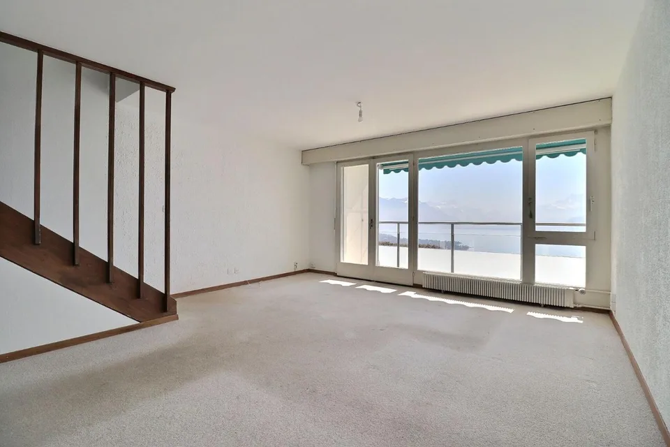 3,5-Zimmer-Duplex + Büro mit großem Potenzial und atemberaubendem Blick – Foto 7 von 13