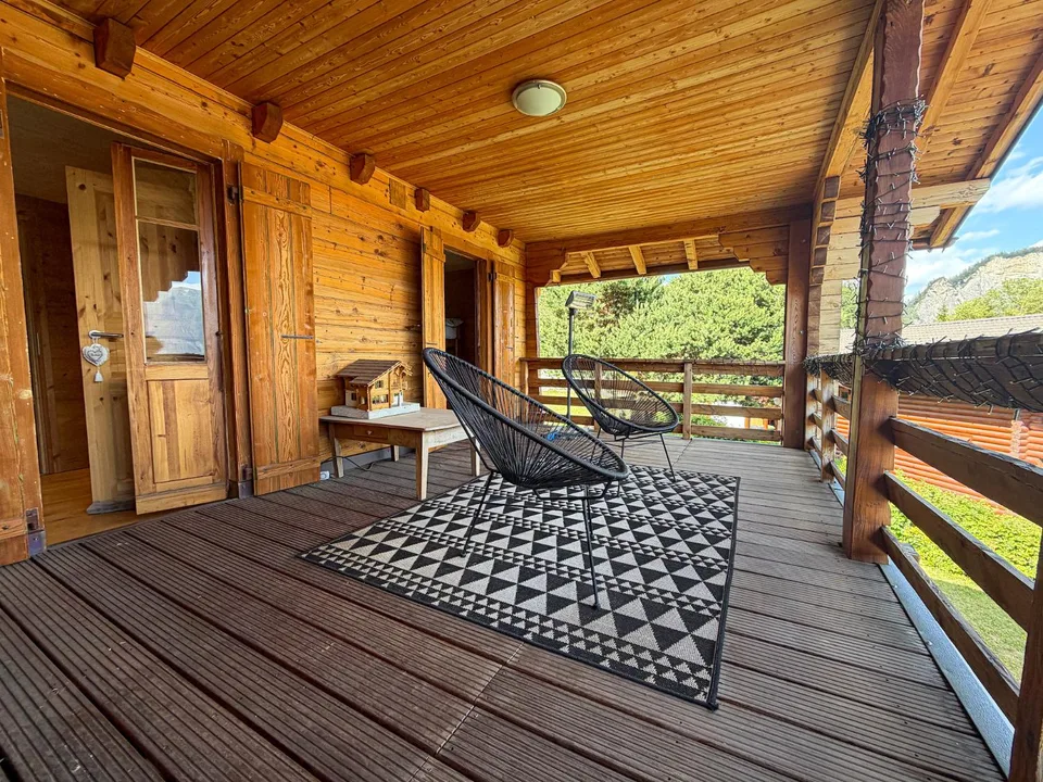 Schönes renoviertes Chalet auf einem sehr schönen, ebenen Grundstück in Ovronnaz/VS – Foto 13 von 20