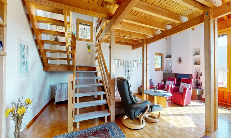 Affascinante casa unifamiliare di 6 stanze con piscina, sauna e vista panoramica
