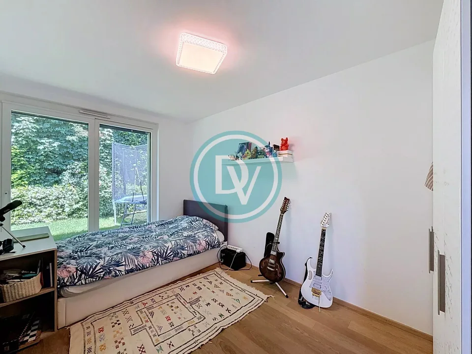 Moderne, neue und einstöckige Wohnung – Foto 9 von 13