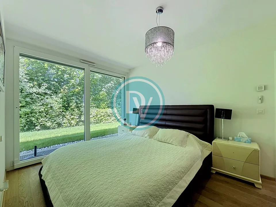 Moderne, neue und einstöckige Wohnung – Foto 10 von 13