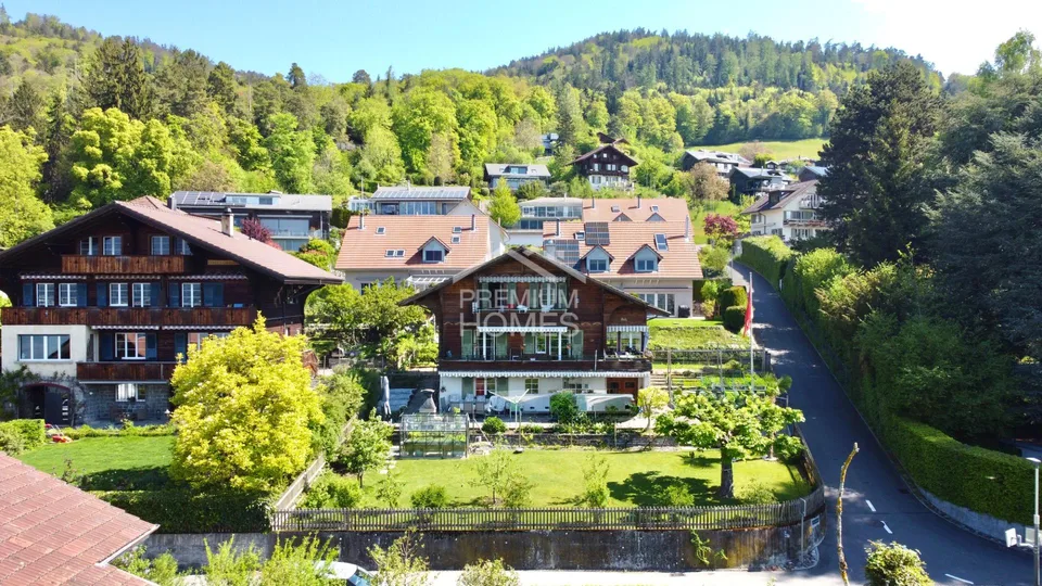 Altbau mit 636 m² Land - Ihre Verwirklichung am Thunersee!