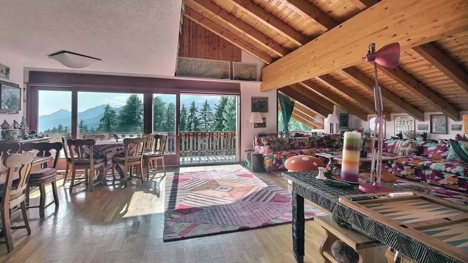 Esclusività. Crans, attico duplex di 5.5 stanze con vista