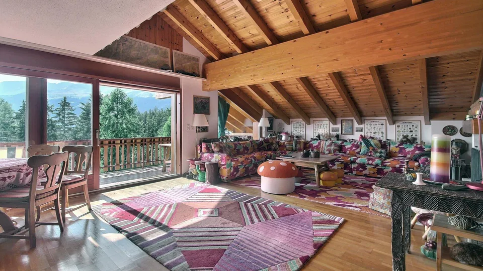 Esclusività. Crans, attico duplex di 5.5 stanze con vista