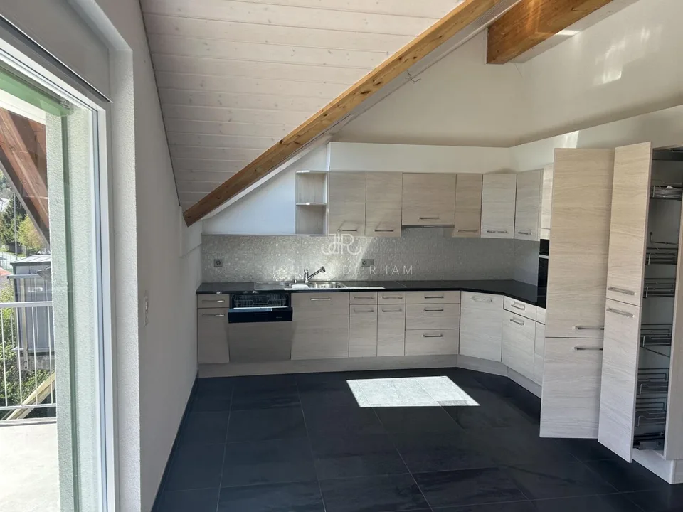 Schönes Appartement hocher Stand - Dachgeschoß-Duplex