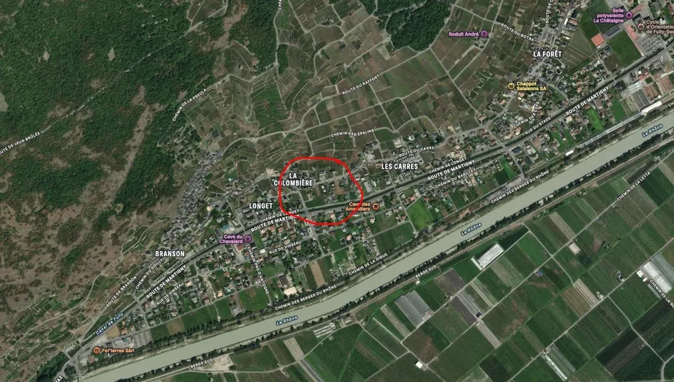 Terrain à bâtir pour projet de 3 villas contigües