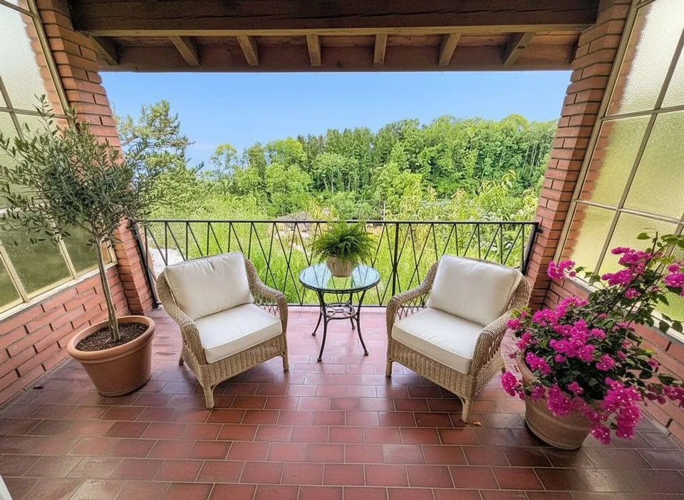 Spaziosa casa familiare, terreno di 1147 m2