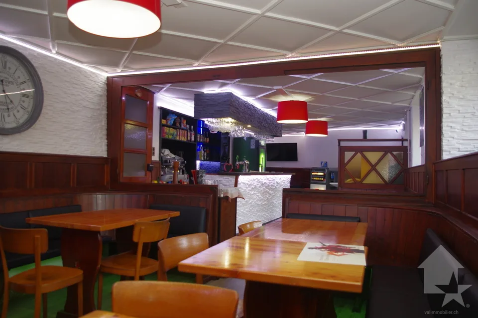 Orsières, caffè ristorante situato al centro!