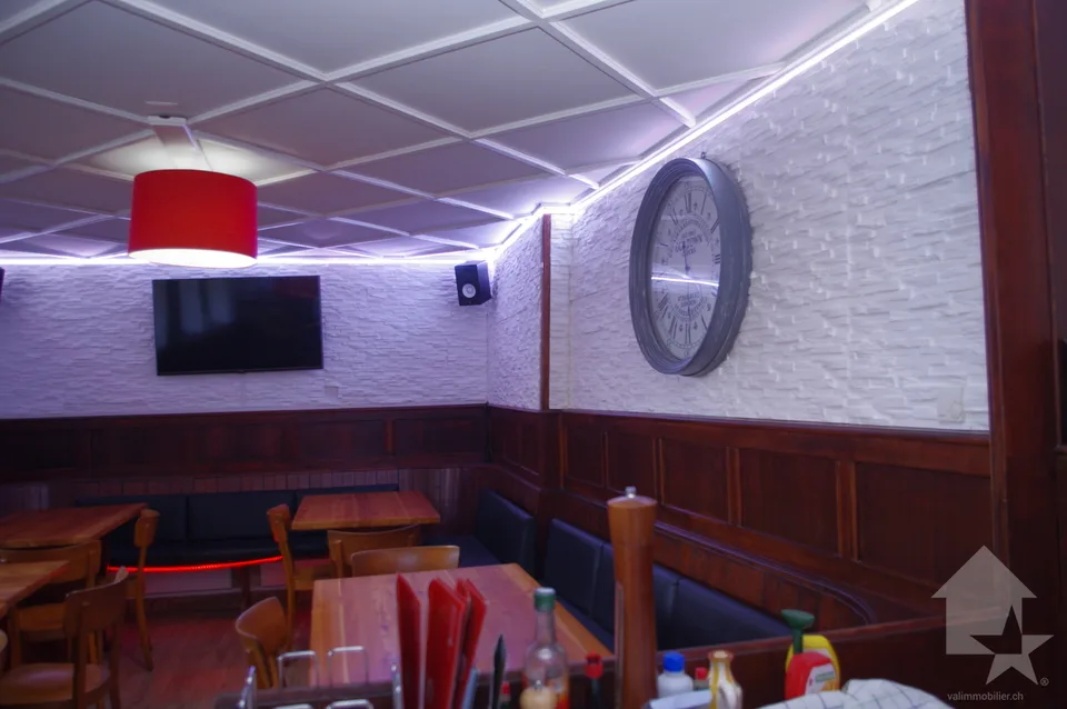 Orsières, café restaurant located in the center! – photo 6 of 11