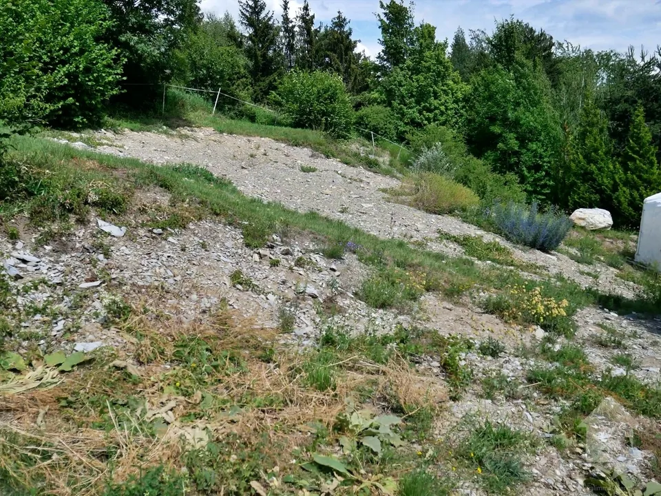 Schönes Grundstück von 589 m2 mit atemberaubendem Blick auf die Walliser Alpen