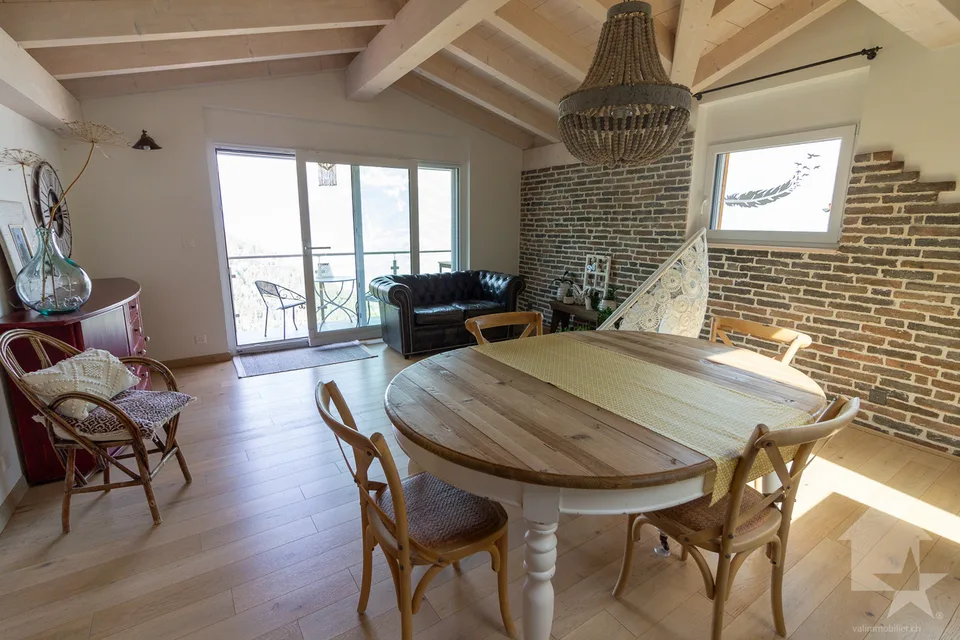 Magnifico attico duplex di 4,5 locali con una superficie di 118m2
