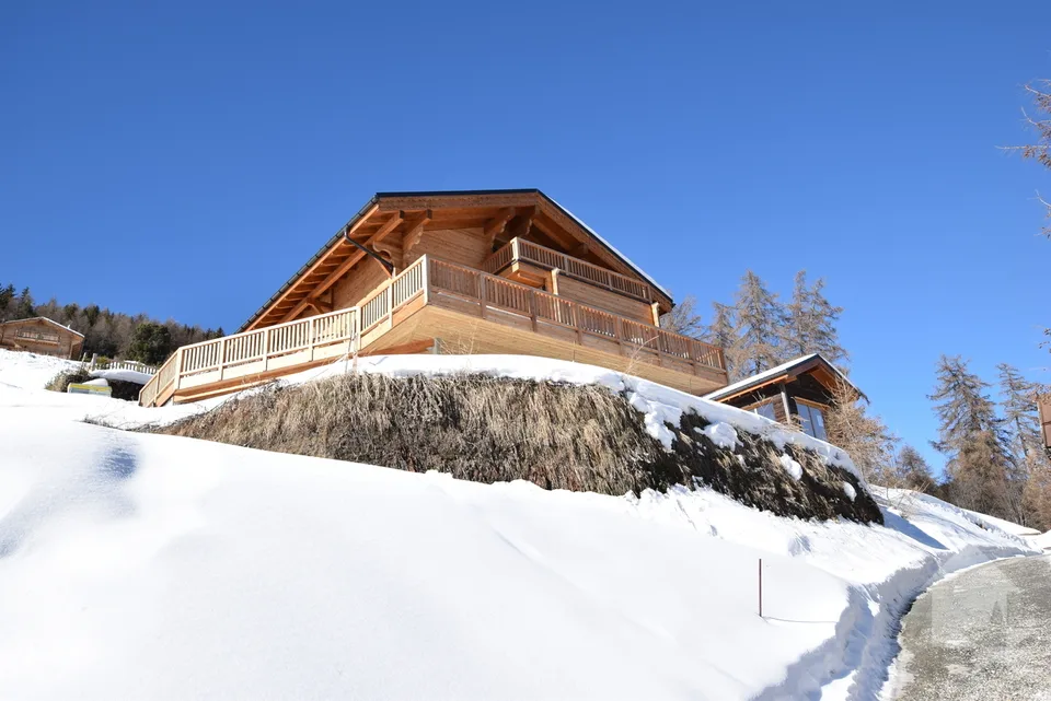 Magnificent luxury chalet – photo 7 of 13