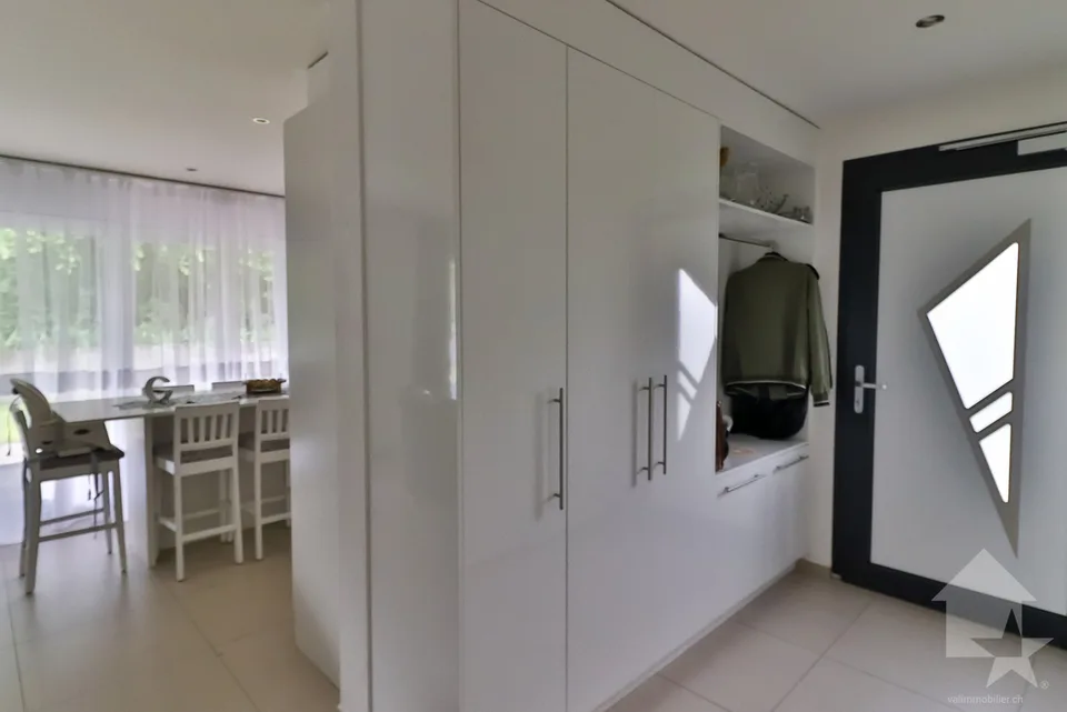 Beautiful villa composed of 2 independent apartments – photo 7 of 13