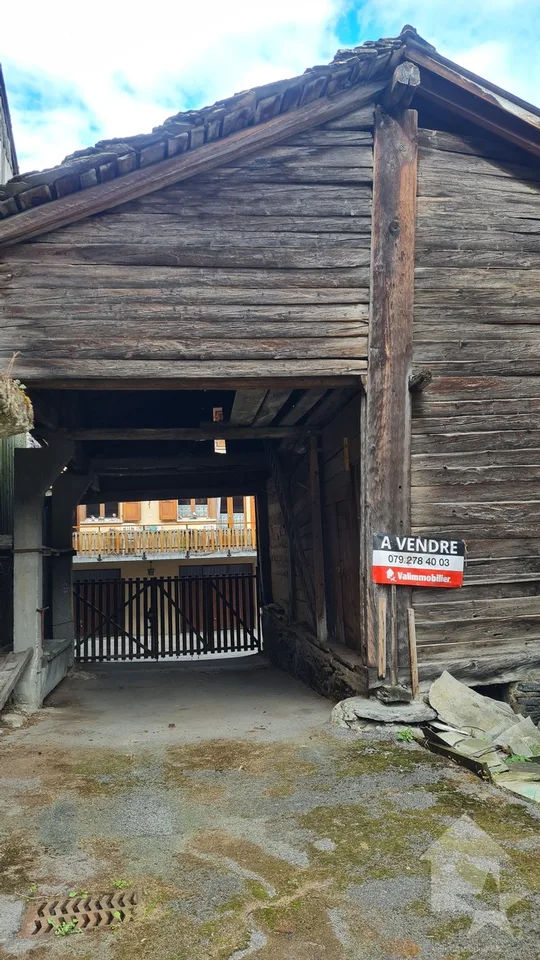 Eine Scheune zu renovieren im Herzen des Dorfes Sembrancher – Foto 12 von 12