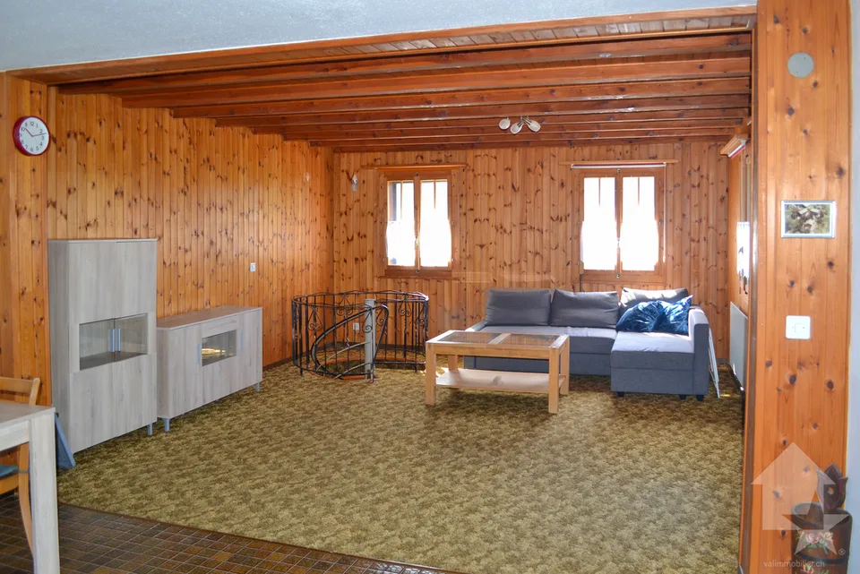 Appartamento di 3,5 locali di 80 m2 su 2 piani, vista sulle Alpi